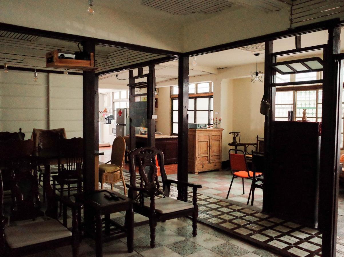 Neat Hostel Tainan Dış mekan fotoğraf
